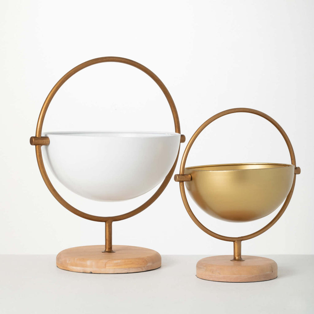 Bowl With Spherical Frame Base